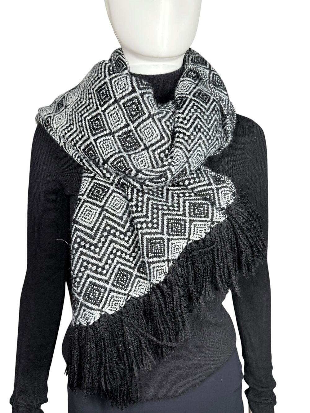 Vintage Peruvian Alpaca Wool Black White Diamond Chevron Fringe Scarf